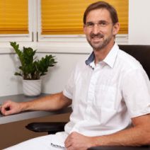 Dr. Markus Sandbichler